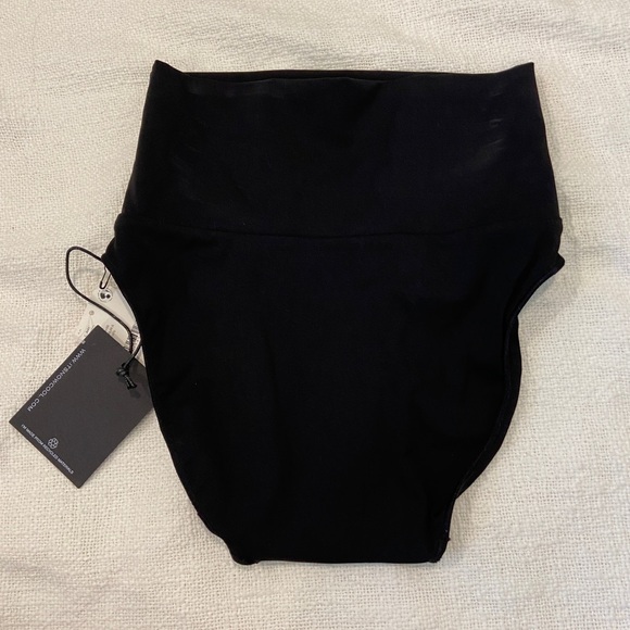 IT’S NOW COOL contour bikini bottoms NWT - Picture 8 of 9